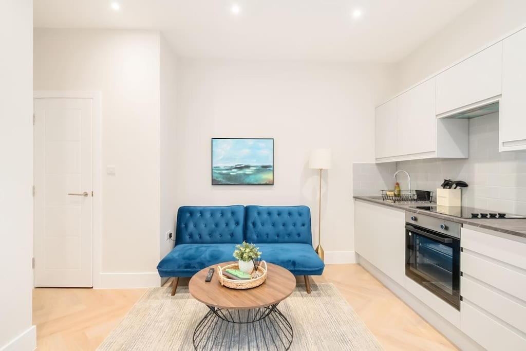 The Solo Haven 20 Min To Central London Exterior foto